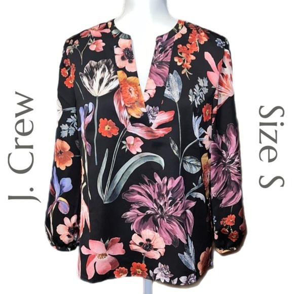 J. Crew Tops - J. Crew - Open V-neck Top - Midnight Dutch Floral - Size Small